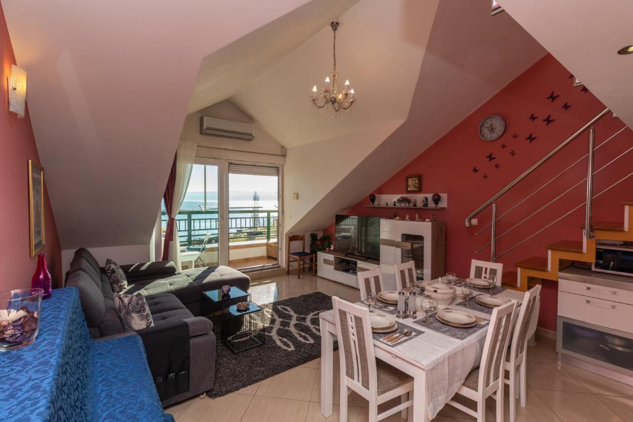 Apartman Monika 오미스 외부 사진